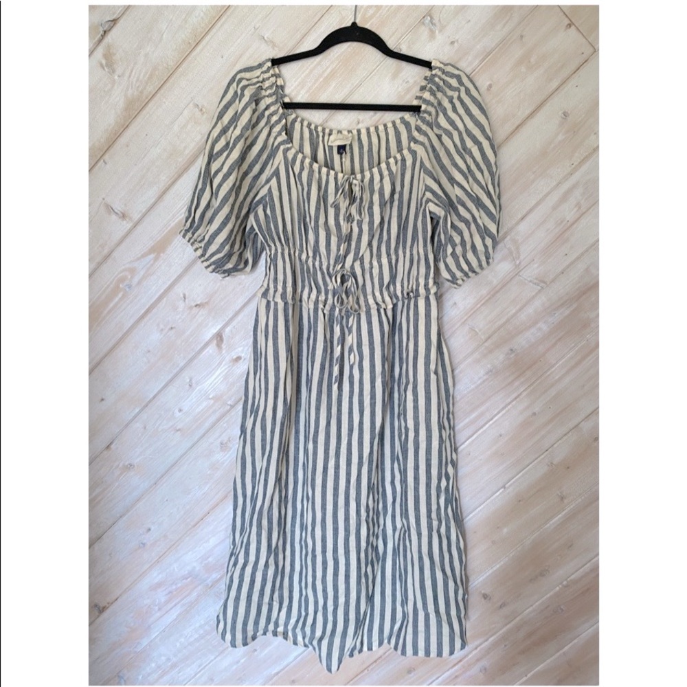 Universal thread striped midi dress